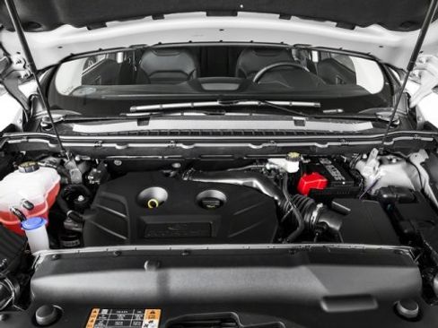 Used 2017 Ford Edge Titanium w/ Equipment Group 302A image 17