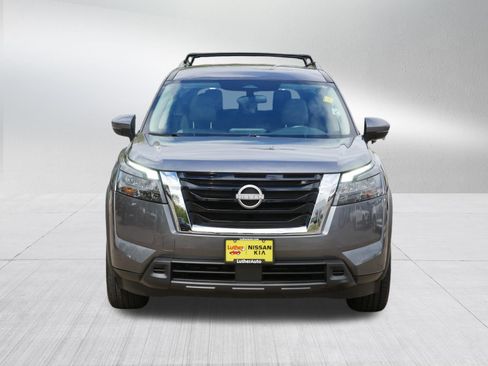 Certified 2023 Nissan Pathfinder SV AWD/4WD image 2