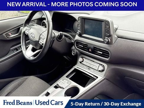 Used 2021 Hyundai Kona SEL FWD image 4