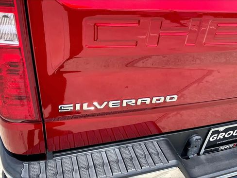 Used 2023 Chevrolet Silverado 1500 LT RWD image 30