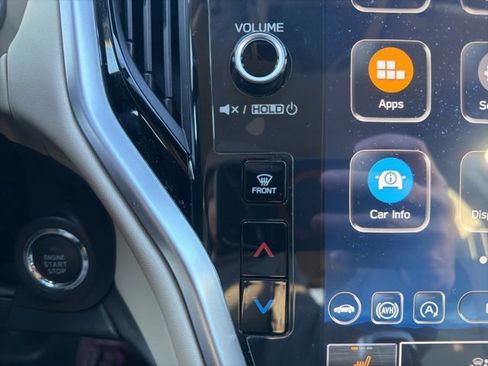 Used 2024 Subaru Outback Limited image 37