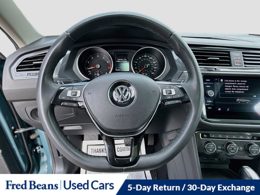 Used 2020 Volkswagen Tiguan SE w/ Panoramic Sunroof Package AWD/4WD image 14