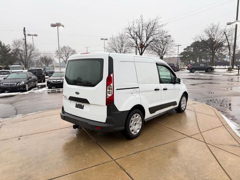 Used 2015 Ford Transit Connect XL image 5