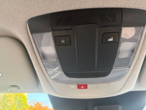 Certified 2023 Kia Niro Wind w/ Wind Preserve Package FWD image 19