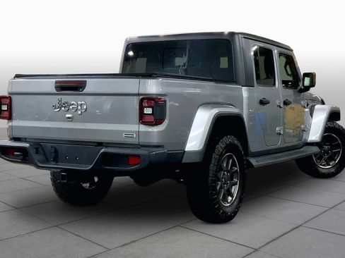 Used 2020 Jeep Gladiator Overland AWD/4WD image 13