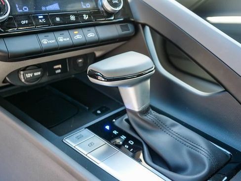 Certified 2025 Hyundai Elantra Sport FWD image 20