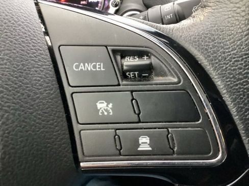 Used 2024 Mitsubishi Eclipse Cross SE image 18