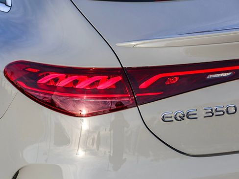 Used 2024 Mercedes-Benz EQE 350+ 4MATIC Sedan image 9