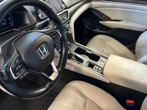Used 2018 Honda Accord EX-L image 12