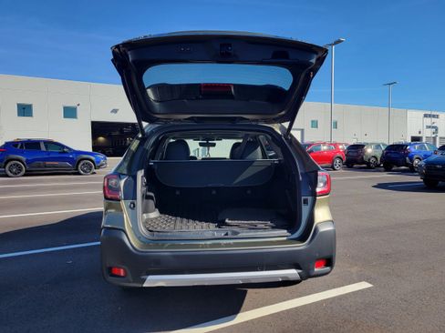 Certified 2024 Subaru Outback Limited image 11