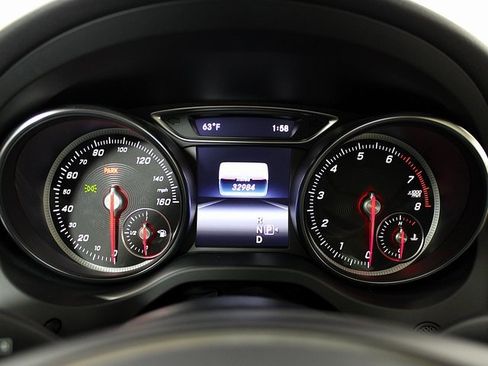 Used 2020 Mercedes-Benz GLA 250 4MATIC image 17