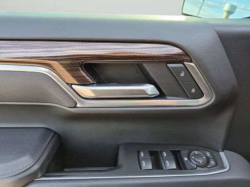 Used 2023 Chevrolet Silverado 1500 LT image 27