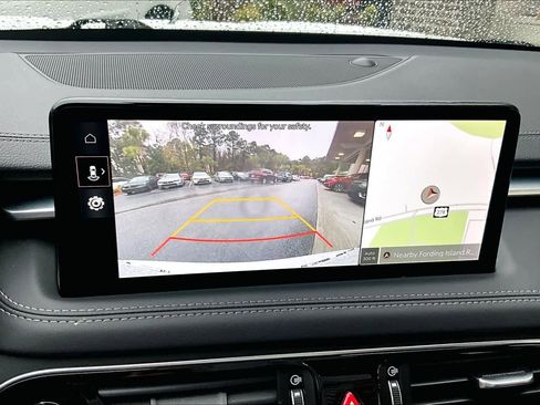 Used 2023 Genesis G70 2.0T image 49