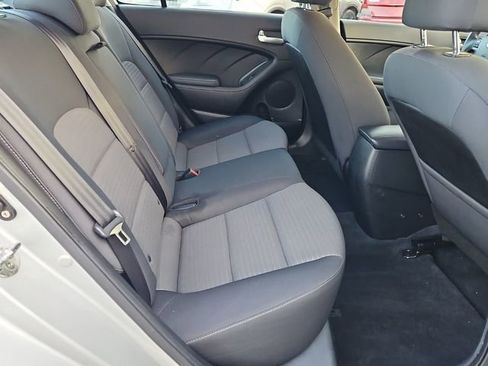 Used 2018 Kia Forte LX w/ LX Popular Package image 16