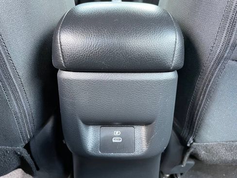 Used 2024 Nissan Versa SV FWD image 27