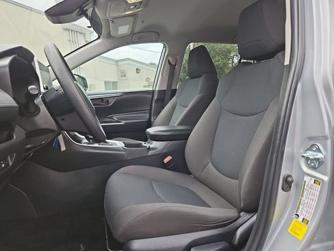 Used 2025 Toyota RAV4 LE FWD image 25