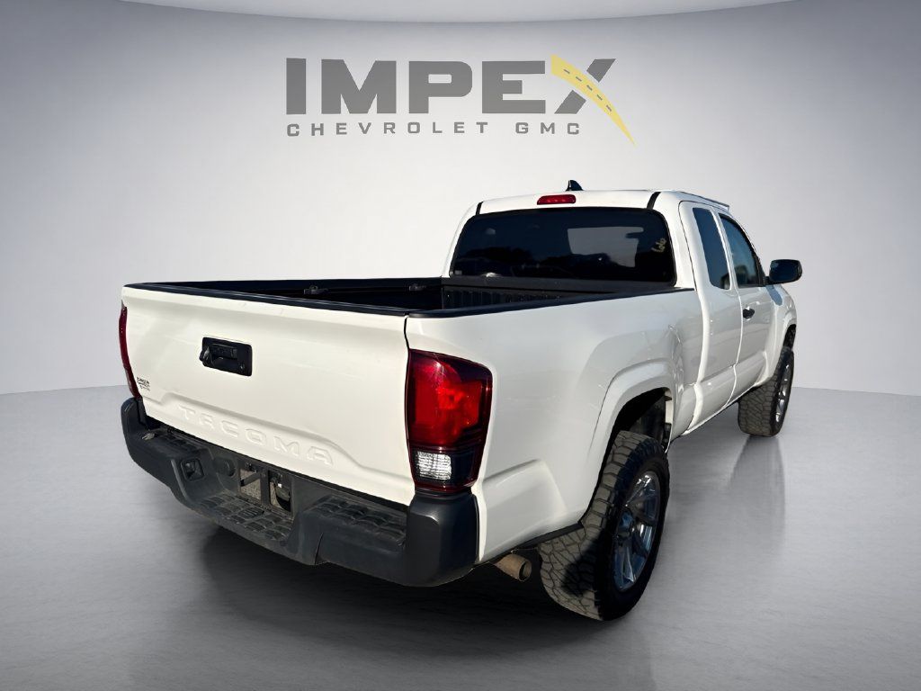 Used 2021 Toyota Tacoma SR RWD image 5