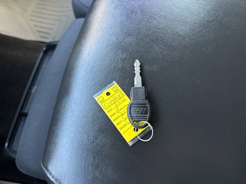 Used 2012 RAM 2500 Big Horn image 31