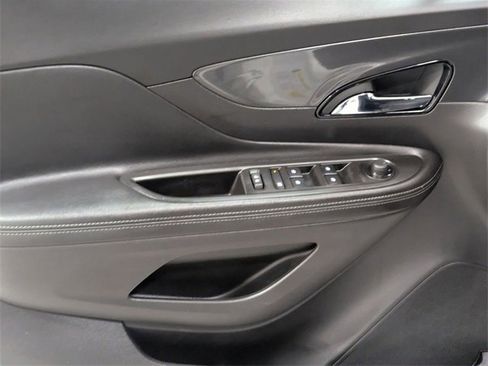 Used 2019 Buick Encore Preferred image 14