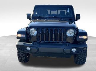 Used 2022 Jeep Gladiator Sport video 2