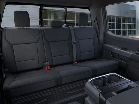 New 2026 Ford F150 XLT w/ Equipment Group 302A MID image 11