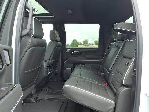 New 2026 GMC Sierra 2500 AT4X AWD/4WD image 15