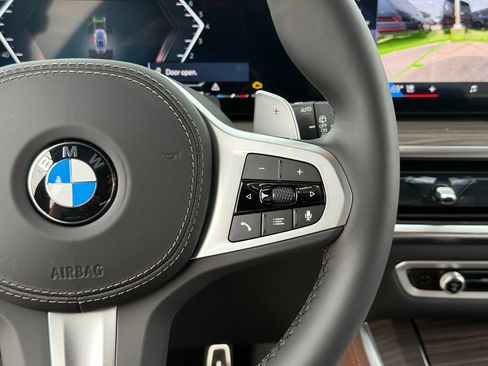 New 2026 BMW X5 xDrive40i w/ M Sport Package AWD/4WD image 18