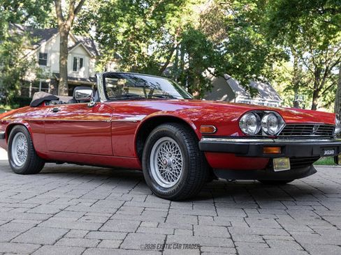 Used 1991 Jaguar XJS V12 Convertible RWD image 12