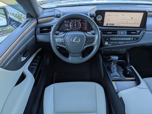 Used 2023 Lexus ES 350 w/ Premium Package image 14