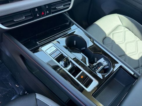 New 2026 Volkswagen Atlas Peak Edition AWD/4WD image 22