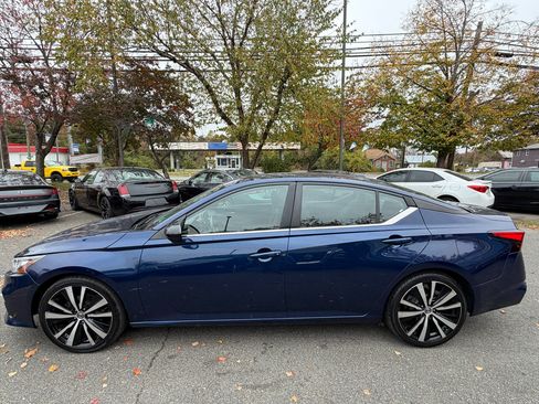 Used 2022 Nissan Altima 2.5 SR image 4
