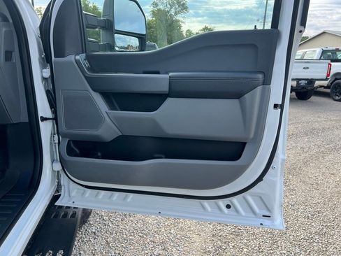Used 2023 Ford F250 XLT w/ Tremor Off-Road Package image 19