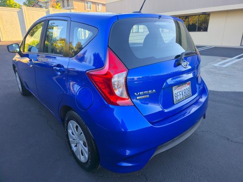 Used 2017 Nissan Versa Note SV FWD image 4