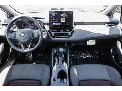Used 2026 Toyota Corolla SE FWD image 11