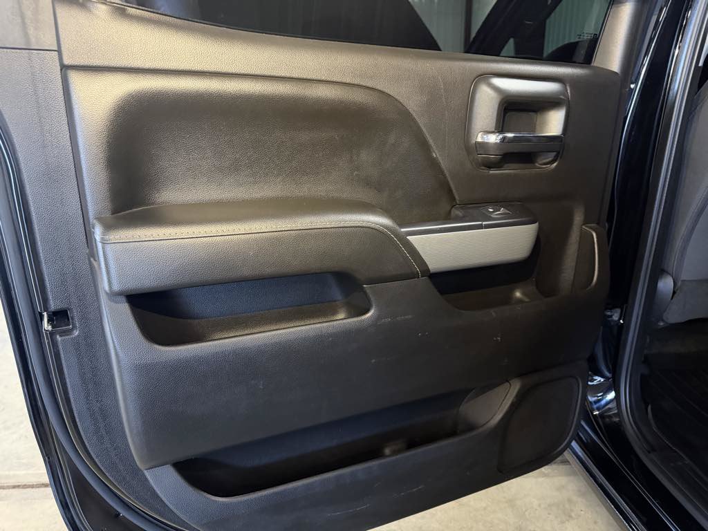 Used 2016 Chevrolet Silverado 2500 LT w/ Midnight Edition AWD/4WD image 13