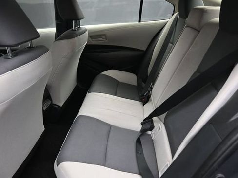 Used 2025 Toyota Corolla LE FWD image 19