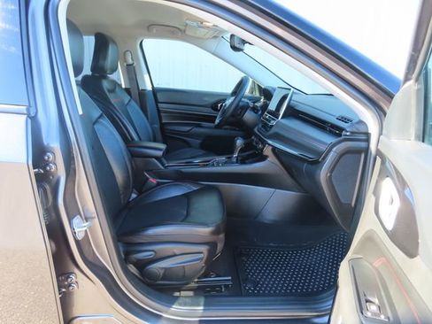 Used 2022 Jeep Compass Trailhawk AWD/4WD image 24