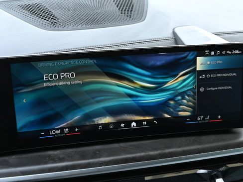 Used 2026 BMW X5 xDrive40i w/ Premium Package image 32