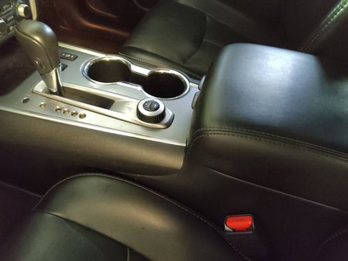 Used 2018 Nissan Pathfinder SL w/ Midnight Edition Package AWD/4WD image 26