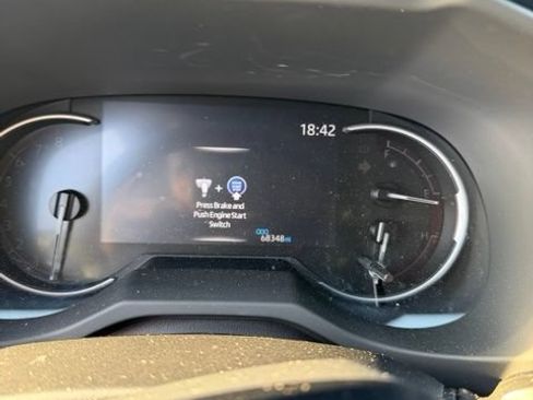 Used 2019 Toyota RAV4 Limited w/ Advanced Technology Package AWD/4WD image 4