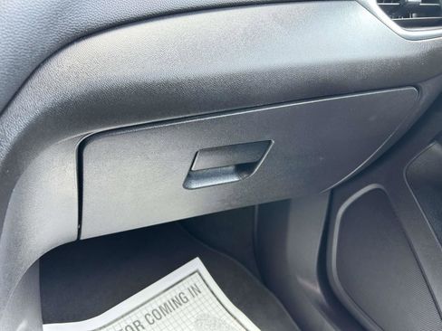Used 2020 Chevrolet Equinox LT FWD image 27