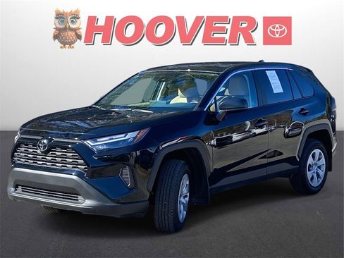 Used 2025 Toyota RAV4 LE image 6