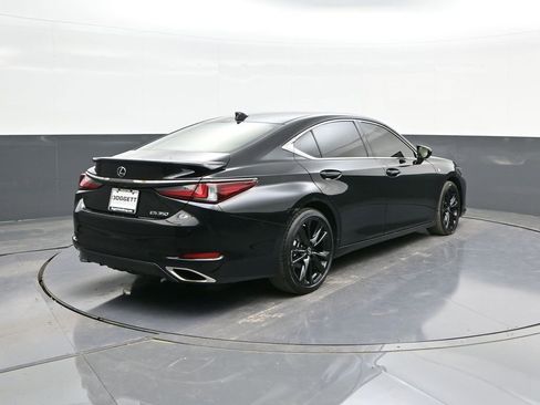 Used 2022 Lexus ES 350 F Sport w/ Accessory Package 2 image 11