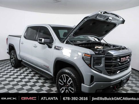 Used 2024 GMC Sierra 1500 AT4 w/ AT4 Premium Package AWD/4WD image 32