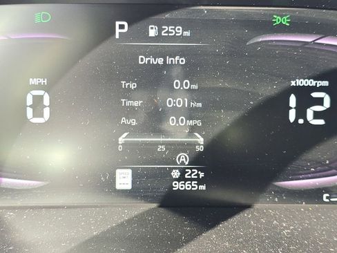 Used 2023 Kia Soul S image 25