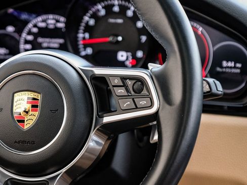 Used 2019 Porsche Cayenne AWD/4WD image 18