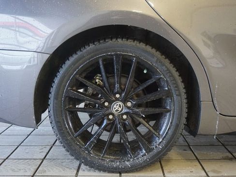 Used 2021 Toyota Camry XSE w/ Navigation Package image 30