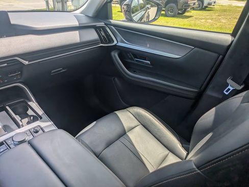 Used 2025 MAZDA CX-90 3.3 Turbo w/ Preferred Package AWD/4WD image 17