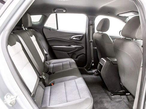Used 2024 Chevrolet Trax RS w/ Driver Confidence Package FWD image 34