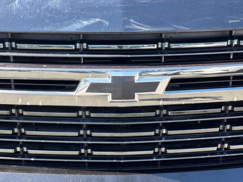 Used 2021 Chevrolet Suburban RST AWD/4WD image 44